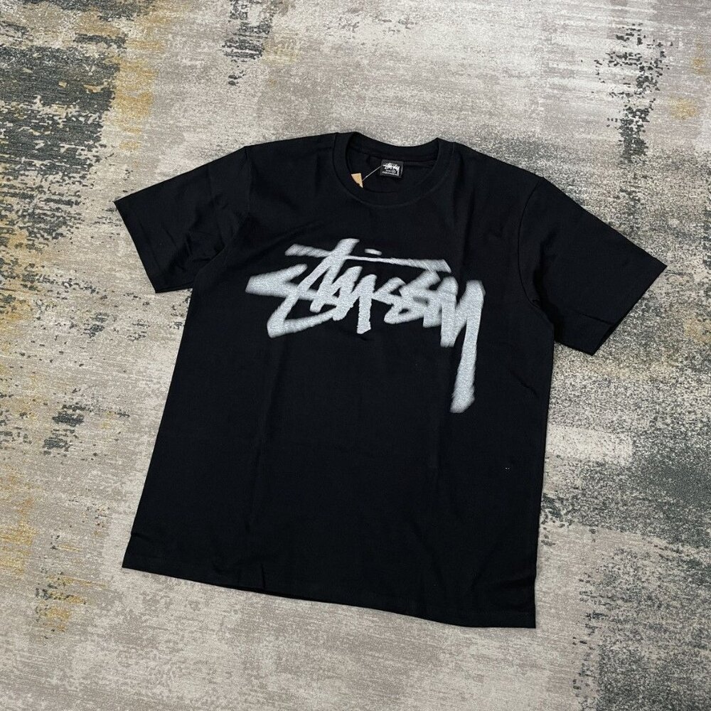 STUSSY STOCK BIG DIZZY TEE IN BLACK